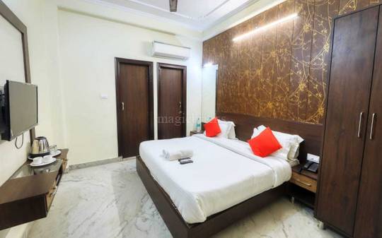 BAD-BOX SERVICES Bani Park - Co-ed hostel in Jaipur
