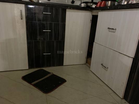 Bed in a 2 Bhk apartment Kardhani Govindpura - Facilities