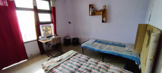 Bed in a 3 Bhk apartment Banshipuri - Building entrance