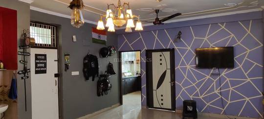 Bed in a 3 Bhk apartment Banshipuri - Study area
