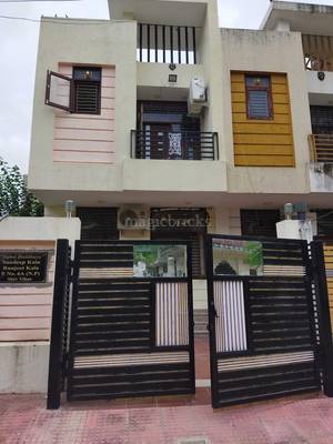 Bed in a 3 Bhk apartment Vaishali Nagar - Co-ed hostel in Jaipur