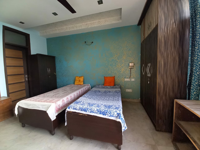 Comfort stay Paying guest for girls - Girls hostel in Delhi