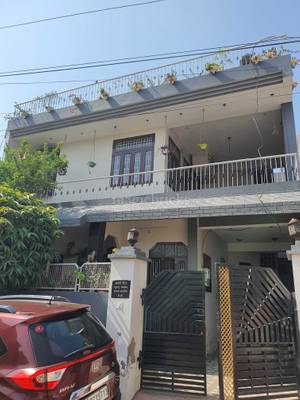 Dee's Den PG Ashok Vihar Malviya Nagar - Co-ed hostel in Jaipur