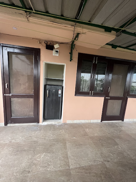 Juneja Paying Guest - Girls hostel in Delhi