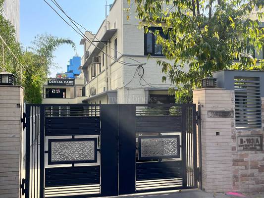 Room/Bed in a 2 Bhk apartment Bapu Nagar - Girls hostel in Jaipur