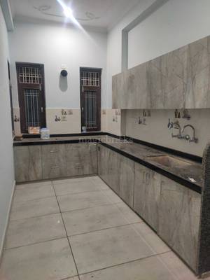 Single Room in a 2 Bhk apartment Sumer Nagar - Study area