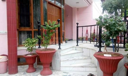 Beena PG Gopalwari - Room interior