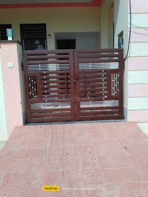 RD girls PG and tiffin centre Hathoj - Room interior